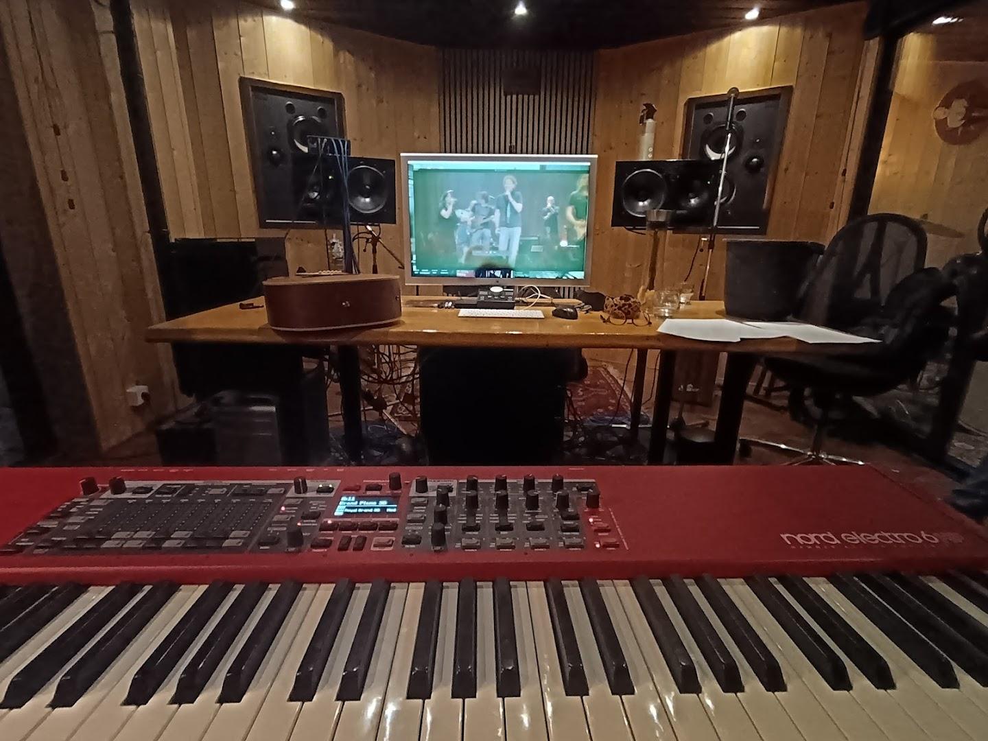 Liveroom Studio LiveRoom - Studio d'enregistrement in Le Cannet 06110